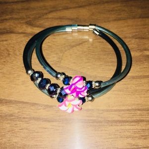 Magnetic flower bracelet